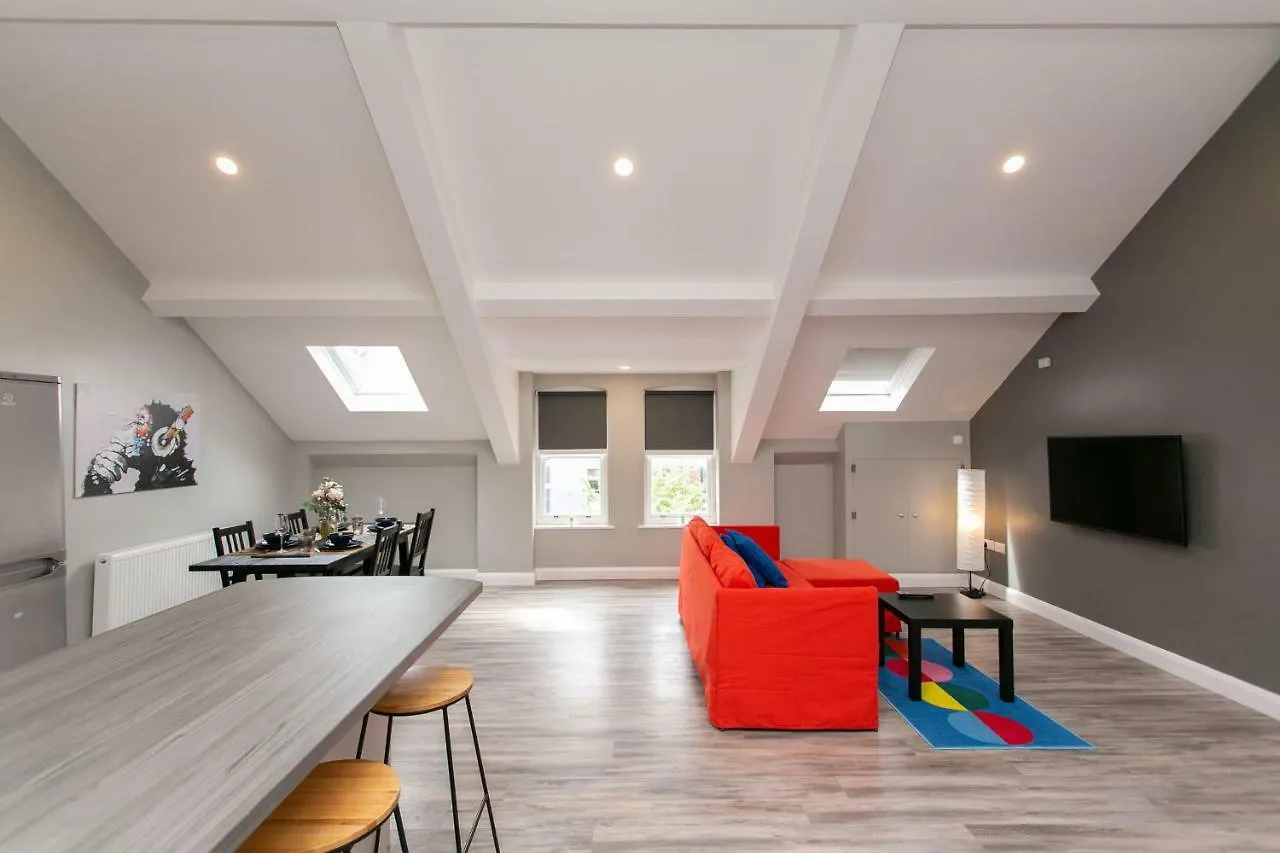 University Road Apartments بلفاست